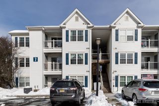 734 Waterford Drive, Edison, NJ 08817