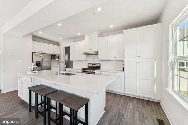 2598 SKEETER CT, Waldorf, MD 20603