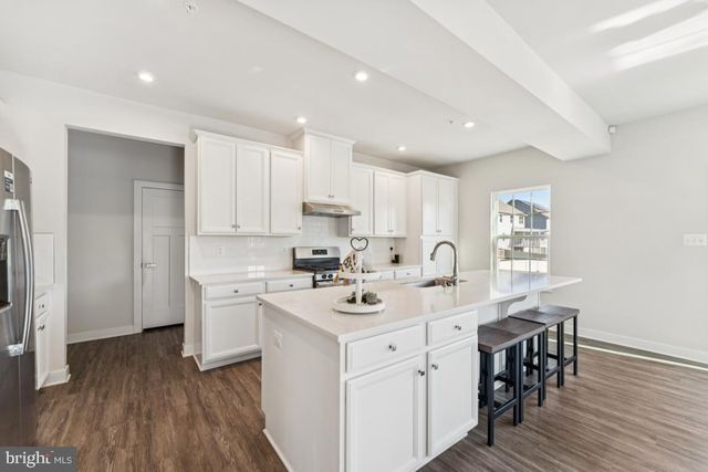 2598 SKEETER CT, Waldorf, MD 20603