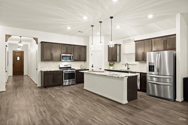 131 Sangaree DR, Buda, TX 78610