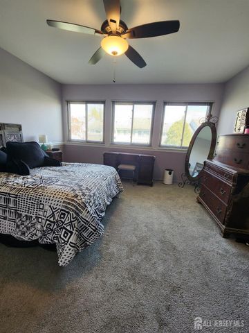 3 Twin River Drive K, Hightstown, NJ 08520