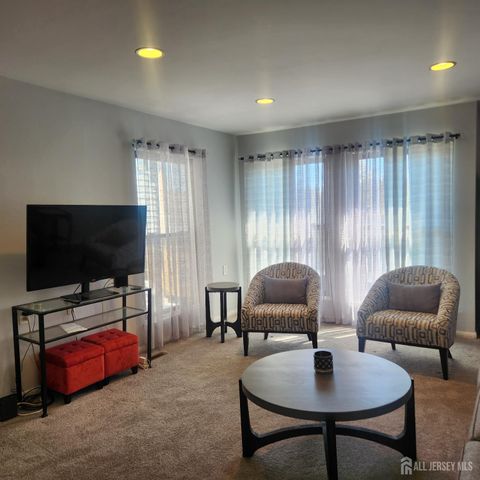 3 Twin River Drive K, Hightstown, NJ 08520