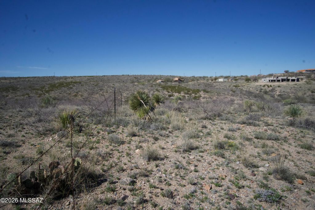 Image 22 of property listing at 15670 E Marsh Station Road, Vail, AZ 85641