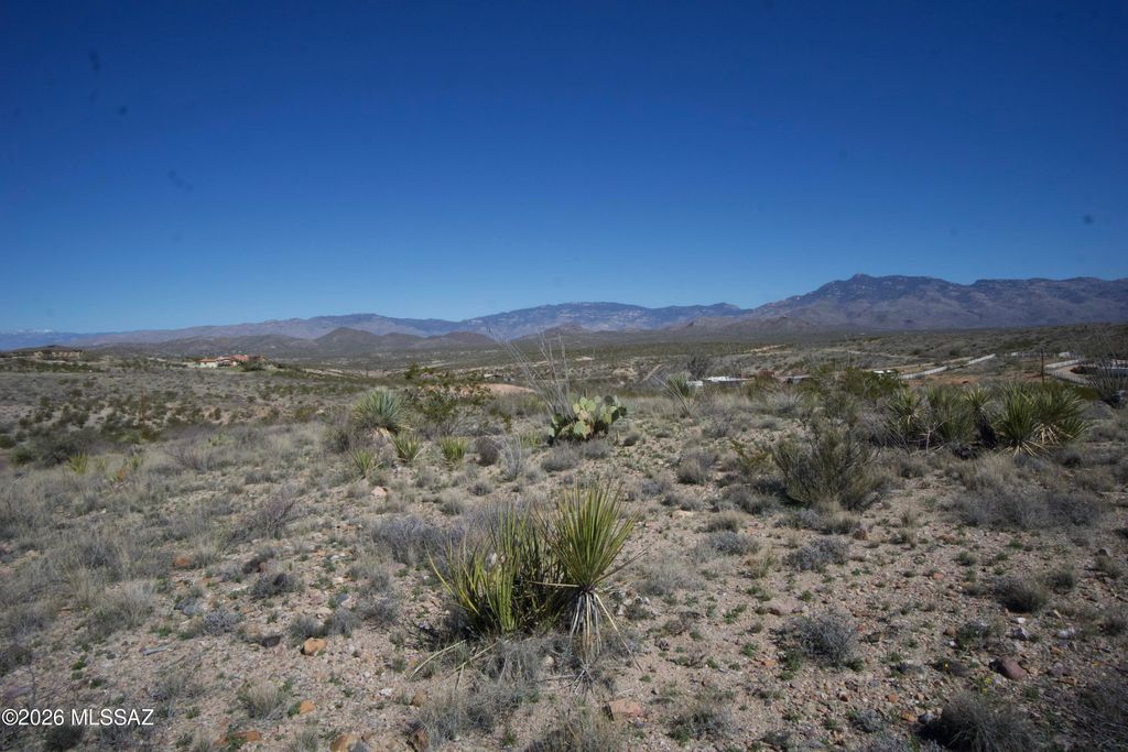 Image 29 of property listing at 15670 E Marsh Station Road, Vail, AZ 85641