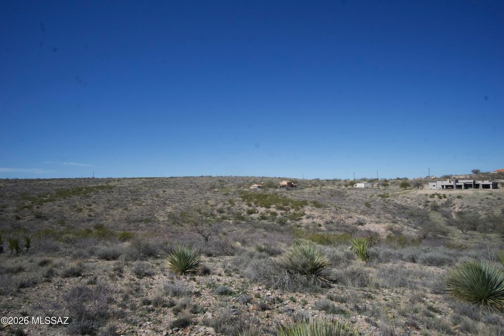 Image 37 of property listing at 15670 E Marsh Station Road, Vail, AZ 85641