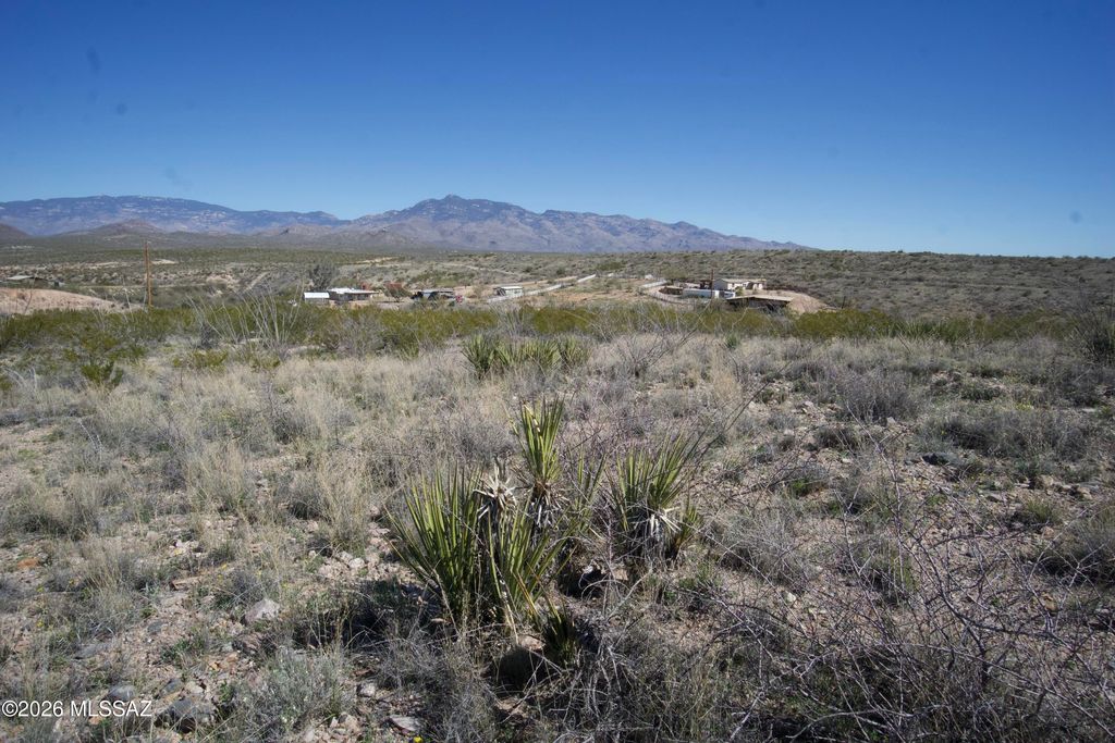 Image 43 of property listing at 15670 E Marsh Station Road, Vail, AZ 85641