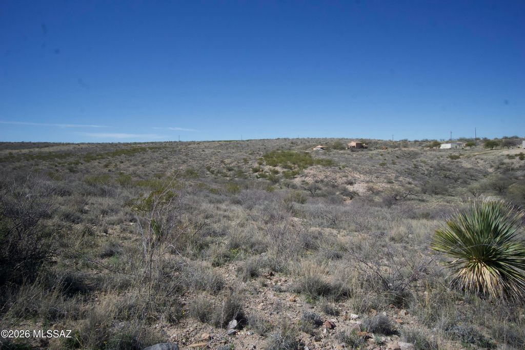 Image 44 of property listing at 15670 E Marsh Station Road, Vail, AZ 85641