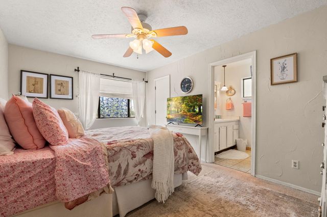 13001 GLENWOOD HILLS Court NE, Albuquerque, NM 87111