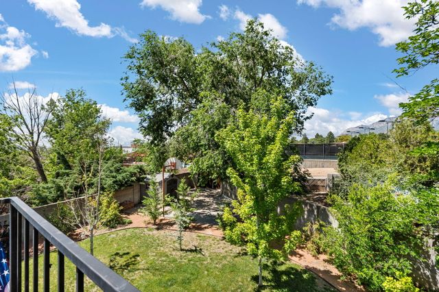 13001 GLENWOOD HILLS Court NE, Albuquerque, NM 87111