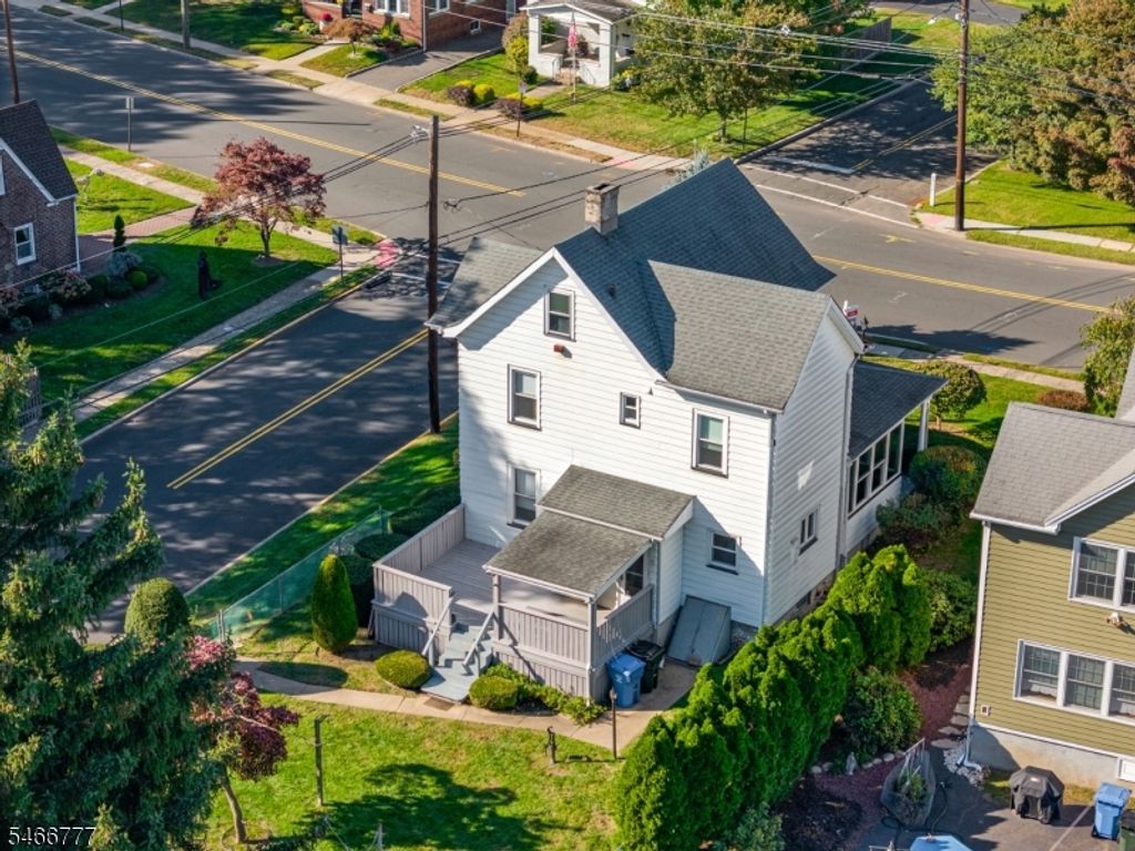 205 Green St, Woodbridge Twp., NJ 07095 — photo 2