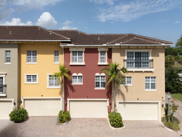 530 S FEDERAL Highway 2, Lake Worth Beach, FL 33460