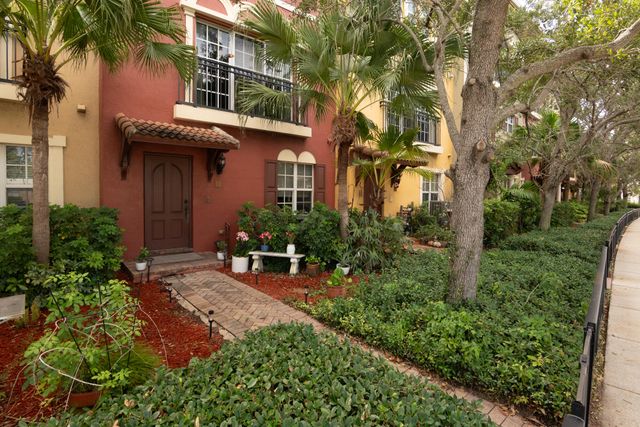 530 S FEDERAL Highway 2, Lake Worth Beach, FL 33460