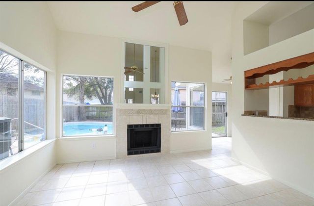 10707 Williston Drive, Houston, TX 77065