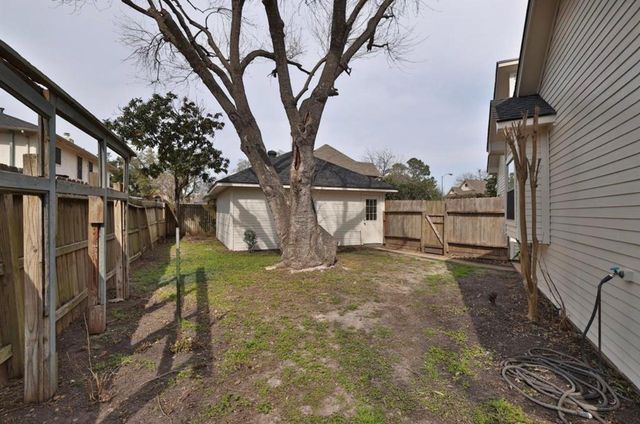 10707 Williston Drive, Houston, TX 77065