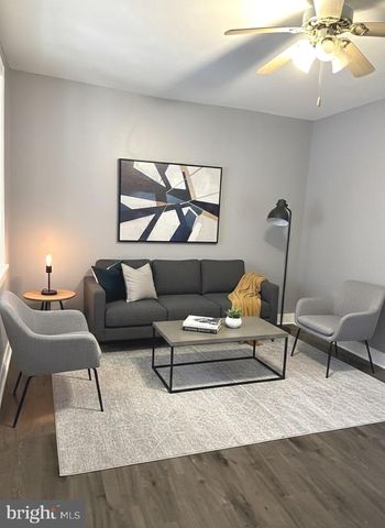 109 THOMPSON ST, Burlington, NJ 08016