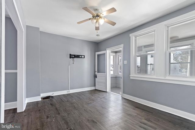 109 THOMPSON ST, Burlington, NJ 08016