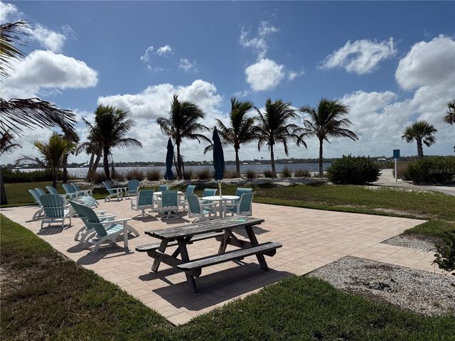 1802 4TH STREET E, Palmetto, FL 34221