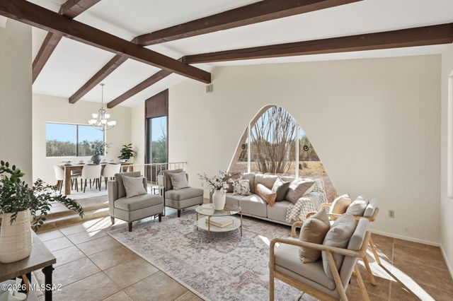 7611 S Ave De Belleza, Tucson, AZ 85747