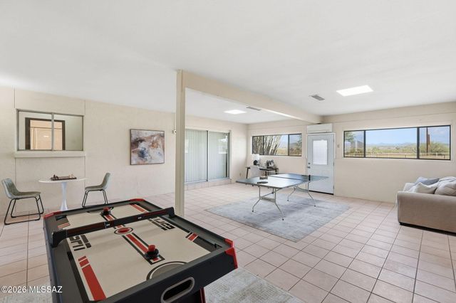 7611 S Ave De Belleza, Tucson, AZ 85747