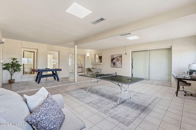 7611 S Ave De Belleza, Tucson, AZ 85747