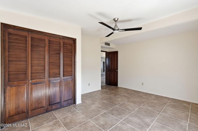 7611 S Ave De Belleza, Tucson, AZ 85747