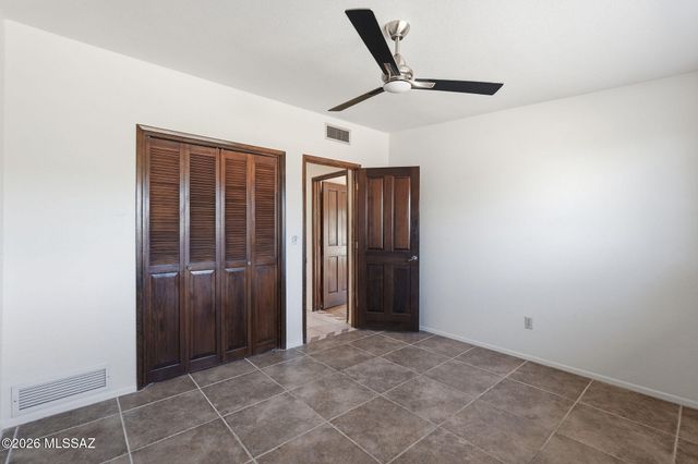 7611 S Ave De Belleza, Tucson, AZ 85747