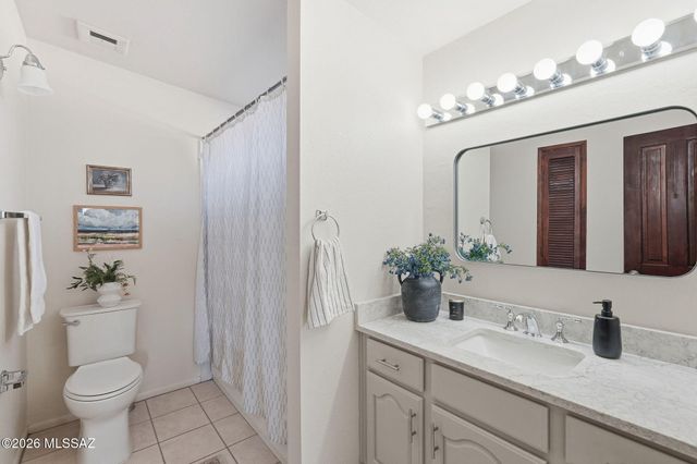 7611 S Ave De Belleza, Tucson, AZ 85747