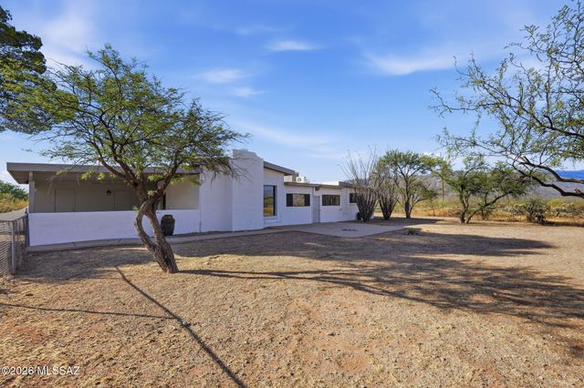 7611 S Ave De Belleza, Tucson, AZ 85747