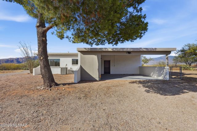 7611 S Ave De Belleza, Tucson, AZ 85747