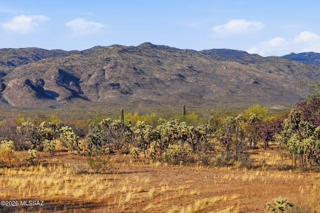7611 S Ave De Belleza, Tucson, AZ 85747
