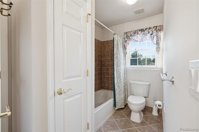 26566 Anchorage Court, Novi, MI 48374