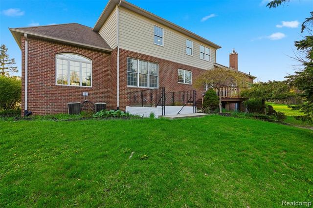 26566 Anchorage Court, Novi, MI 48374