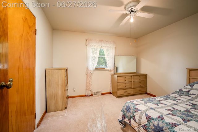 10086 N Lewis Road, Thetford Township, MI 48420