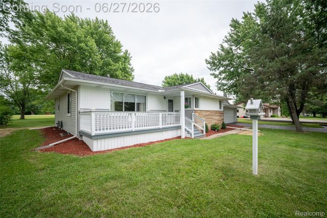 10086 N Lewis Road, Thetford Township, MI 48420
