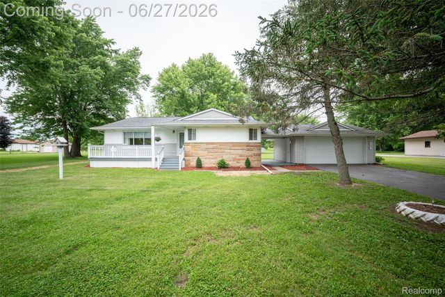 10086 N Lewis Road, Thetford Township, MI 48420
