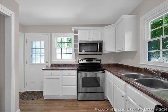 1001 Ivy Road, Fayetteville, NC 28303