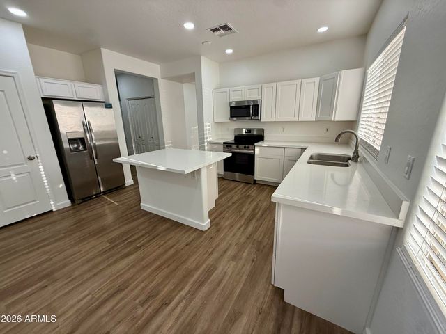 15238 W CUSTER Lane, Surprise, AZ 85379