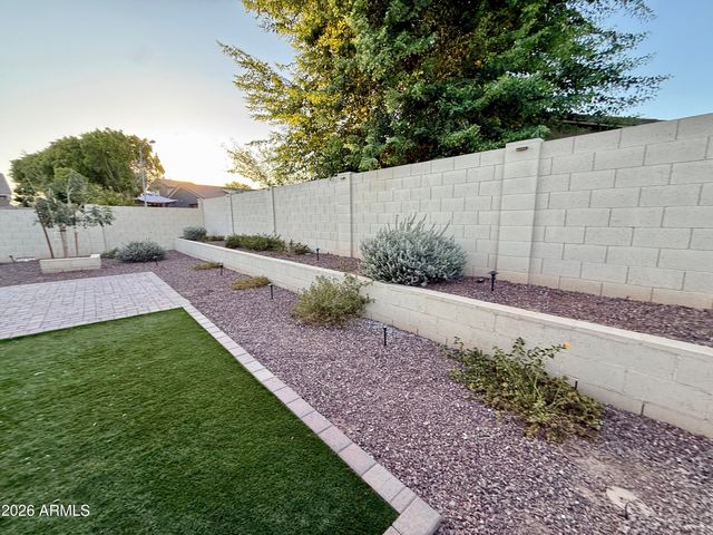 15238 W CUSTER Lane, Surprise, AZ 85379