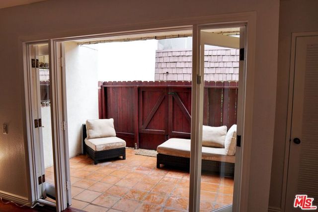 2418 Graham Avenue 2, Redondo Beach, CA 90278