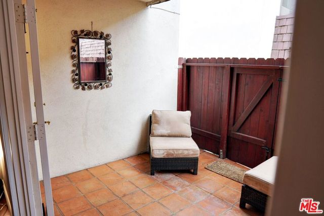 2418 Graham Avenue 2, Redondo Beach, CA 90278