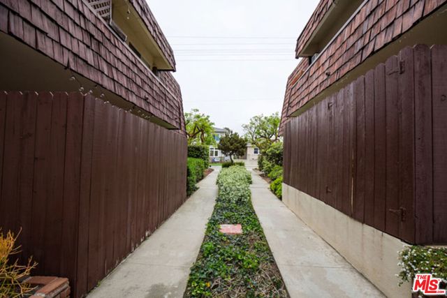 2418 Graham Avenue 2, Redondo Beach, CA 90278