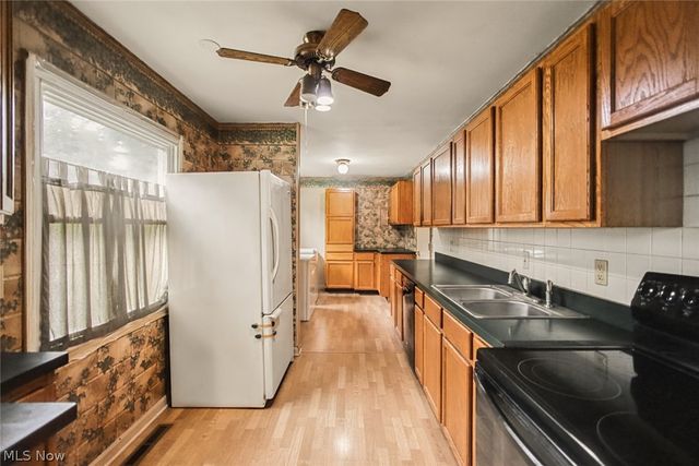 6331 Alderwood Road, Parma Heights, OH 44130