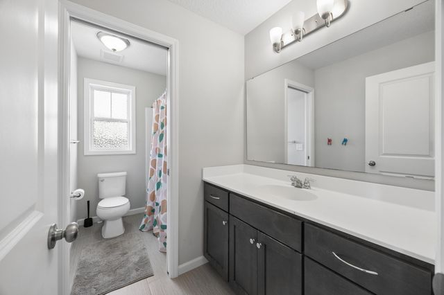 16315 Envoy Way, Lakeville, MN 55044