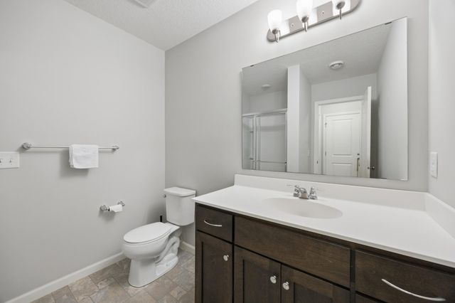 16315 Envoy Way, Lakeville, MN 55044