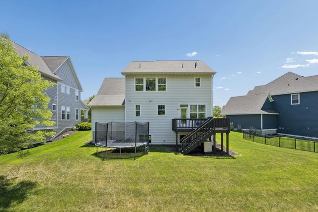 16315 Envoy Way, Lakeville, MN 55044