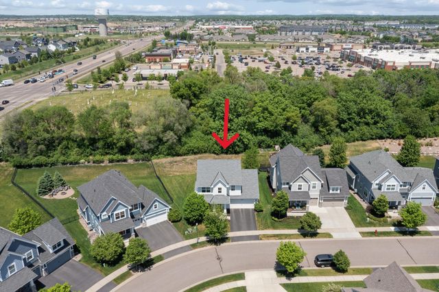 16315 Envoy Way, Lakeville, MN 55044