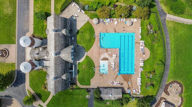 16315 Envoy Way, Lakeville, MN 55044