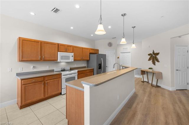 11741 Pasetto LN 103, Fort Myers, FL 33908