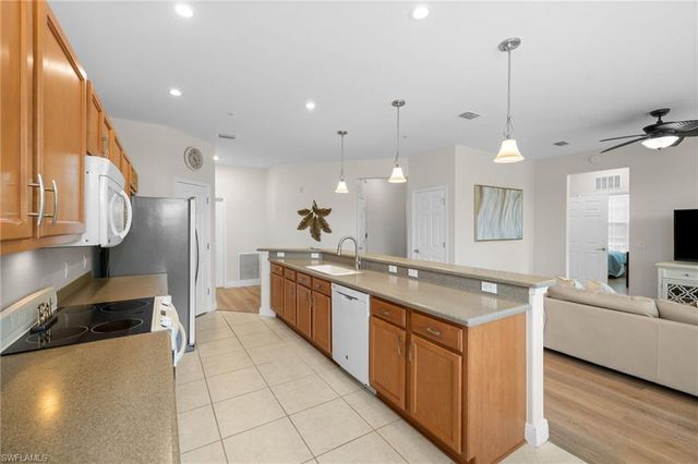 11741 Pasetto LN 103, Fort Myers, FL 33908