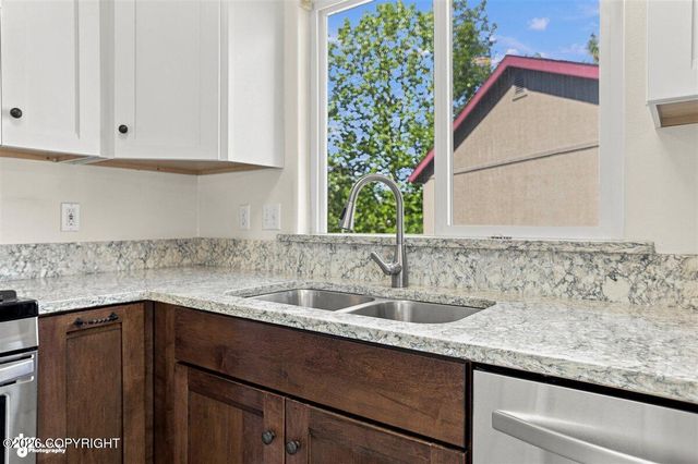 1010 Bentree Circle, Anchorage, AK 99504